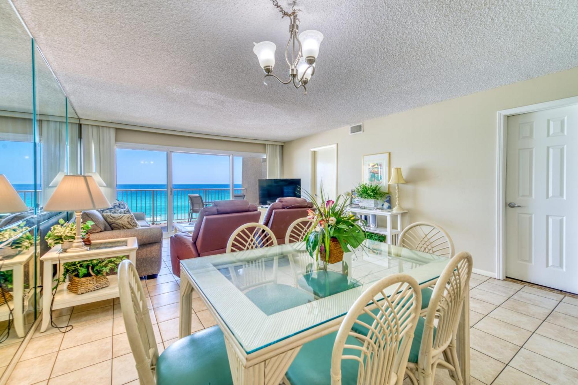 House D404 - Beachfront With Pool, Wifi, & Service Destin