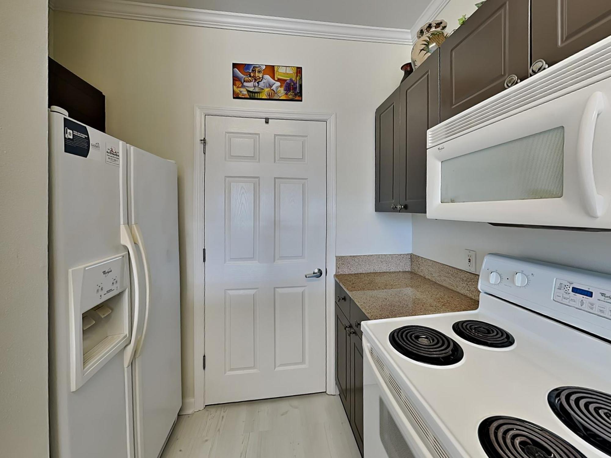 Emerald Waters 307 Apartment