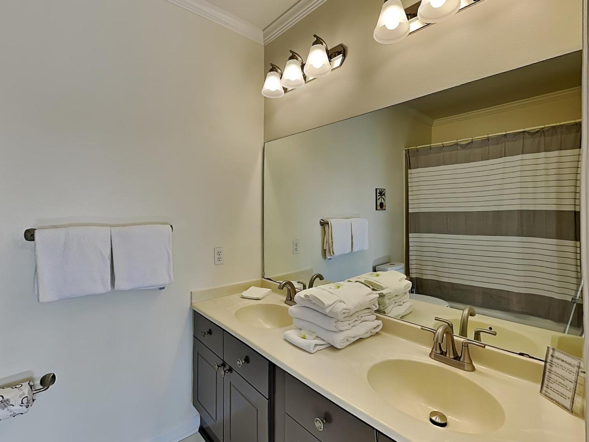 Emerald Waters 307 Apartment Destin