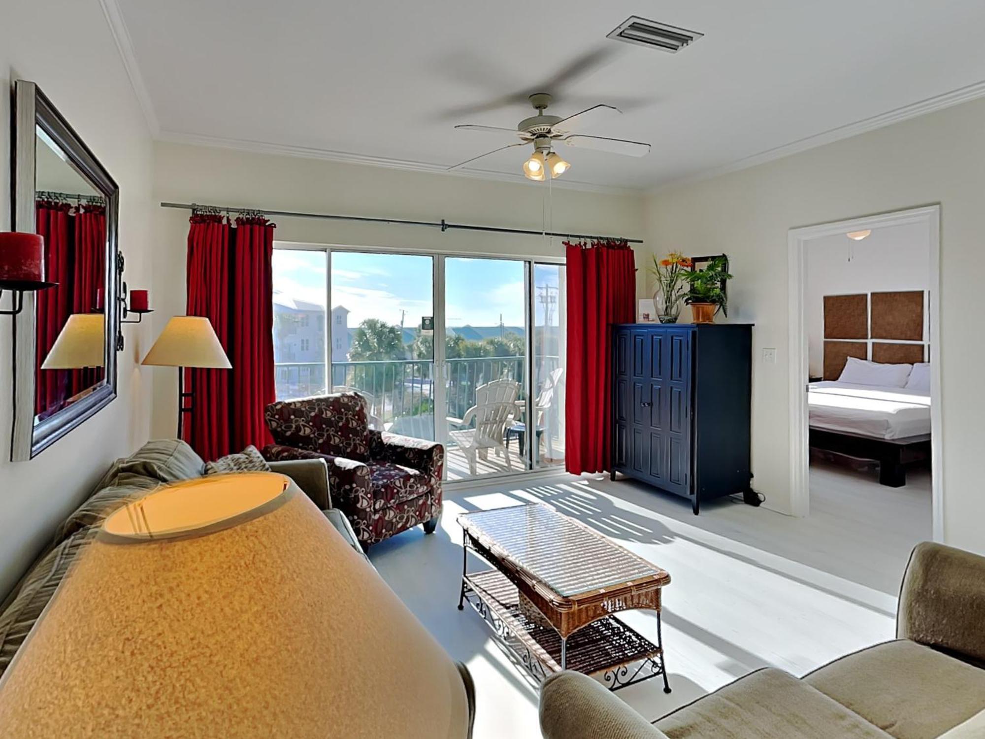 Emerald Waters 307 Apartment