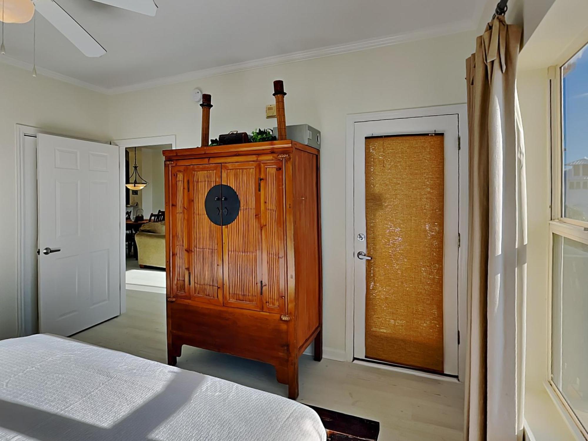 Emerald Waters 307 Apartment *