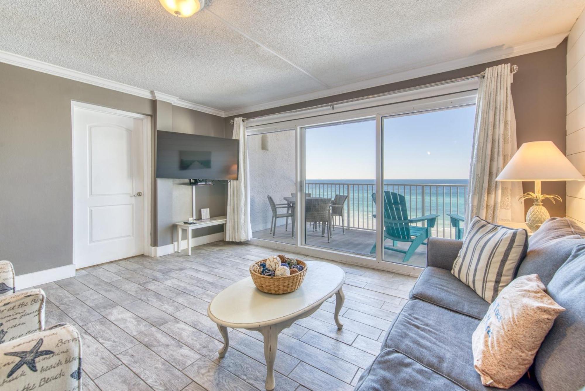 House B502 - Beachfront With Pool, Wifi, & Service Apartment Destin