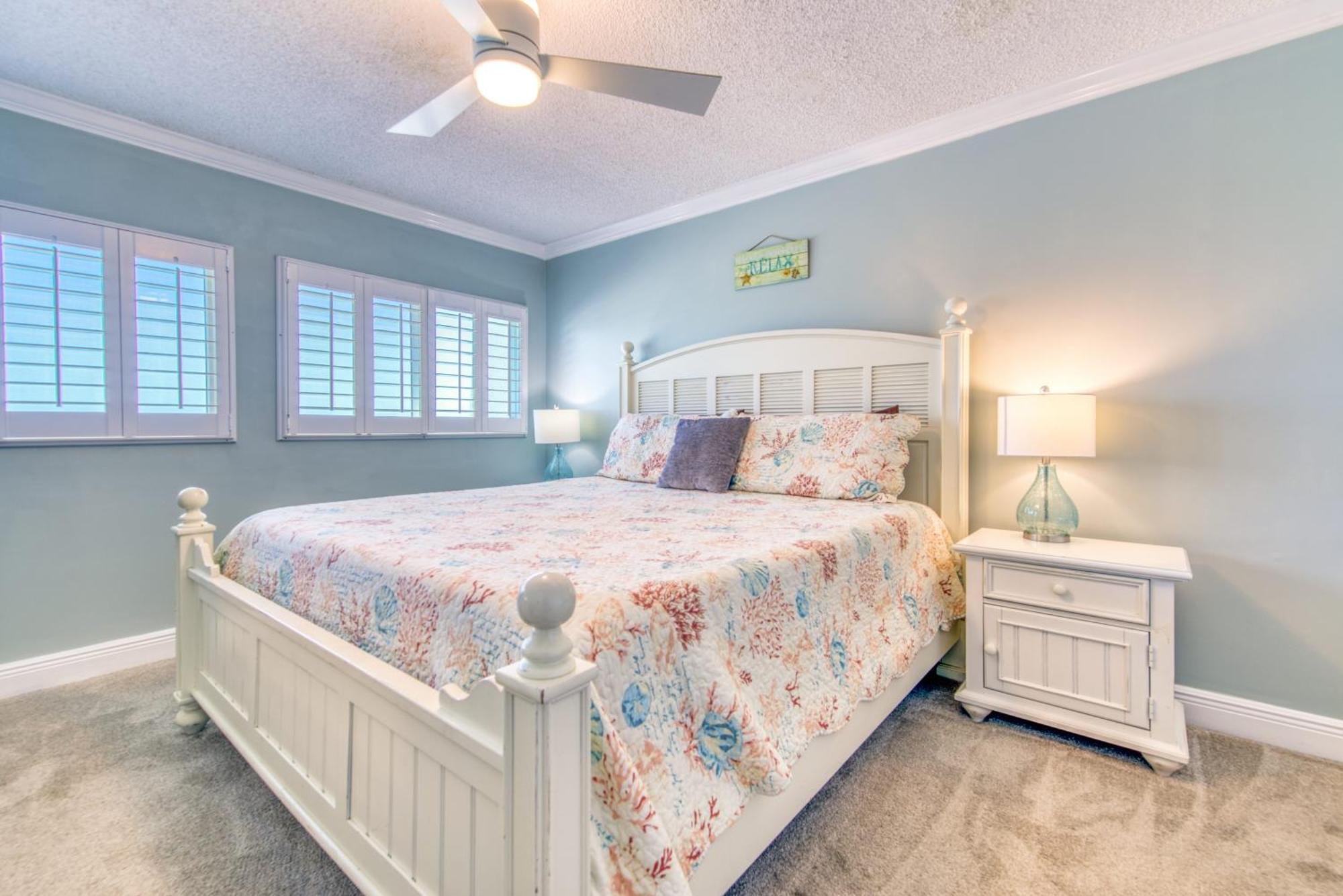 Apartment House A403 - Beachfront With Pool, Wifi, & Service Destin