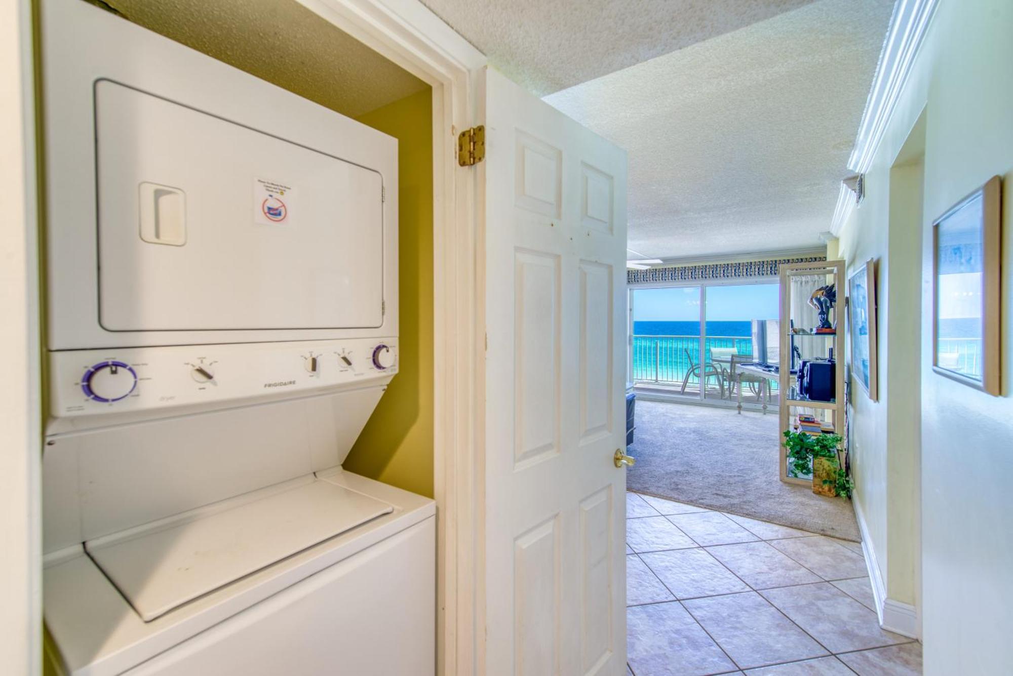 Apartment House A403 - Beachfront With Pool, Wifi, & Service