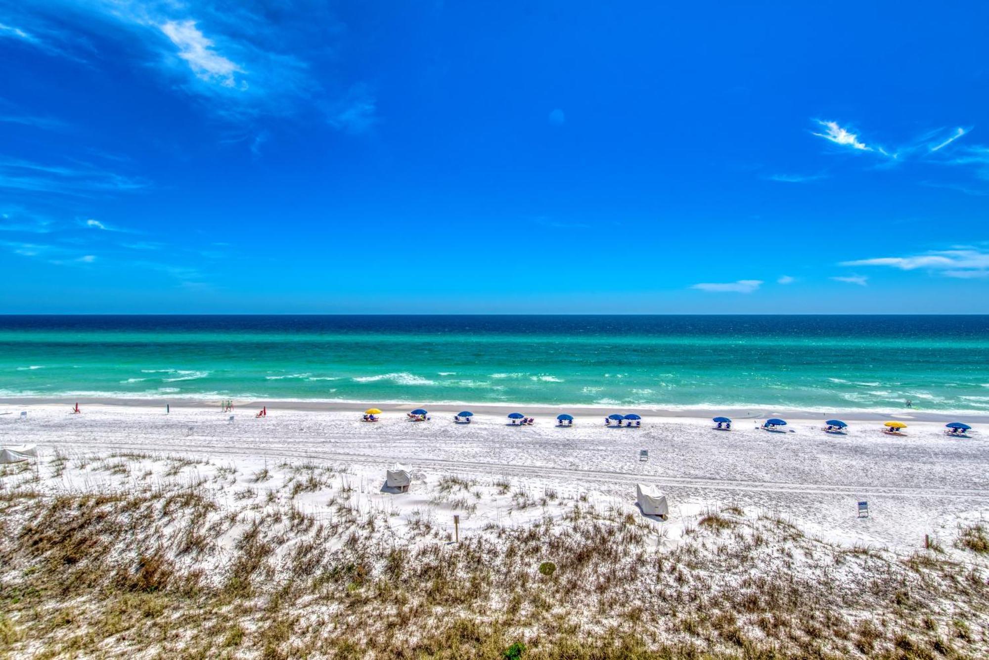 Apartment House A403 - Beachfront With Pool, Wifi, & Service