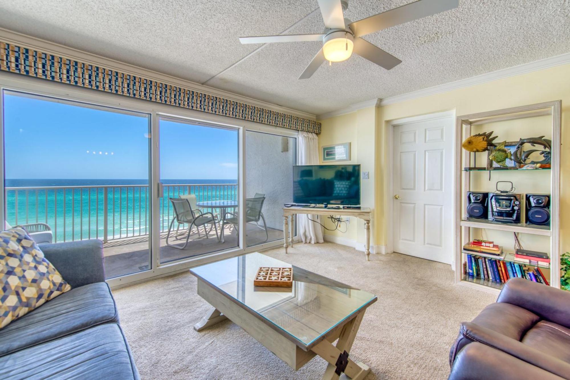 Apartment House A403 - Beachfront With Pool, Wifi, & Service *