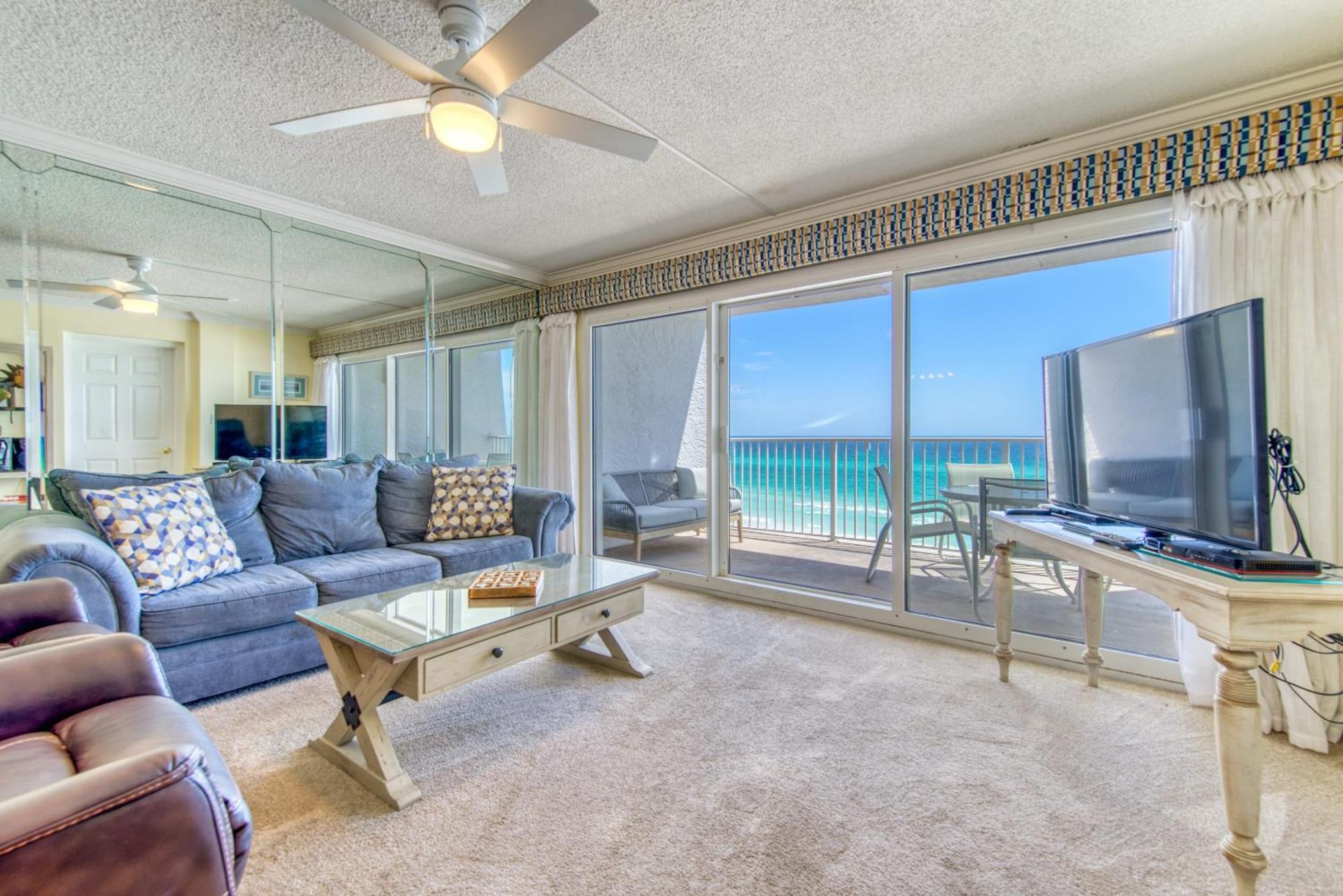 Apartment House A403 - Beachfront With Pool, Wifi, & Service Destin