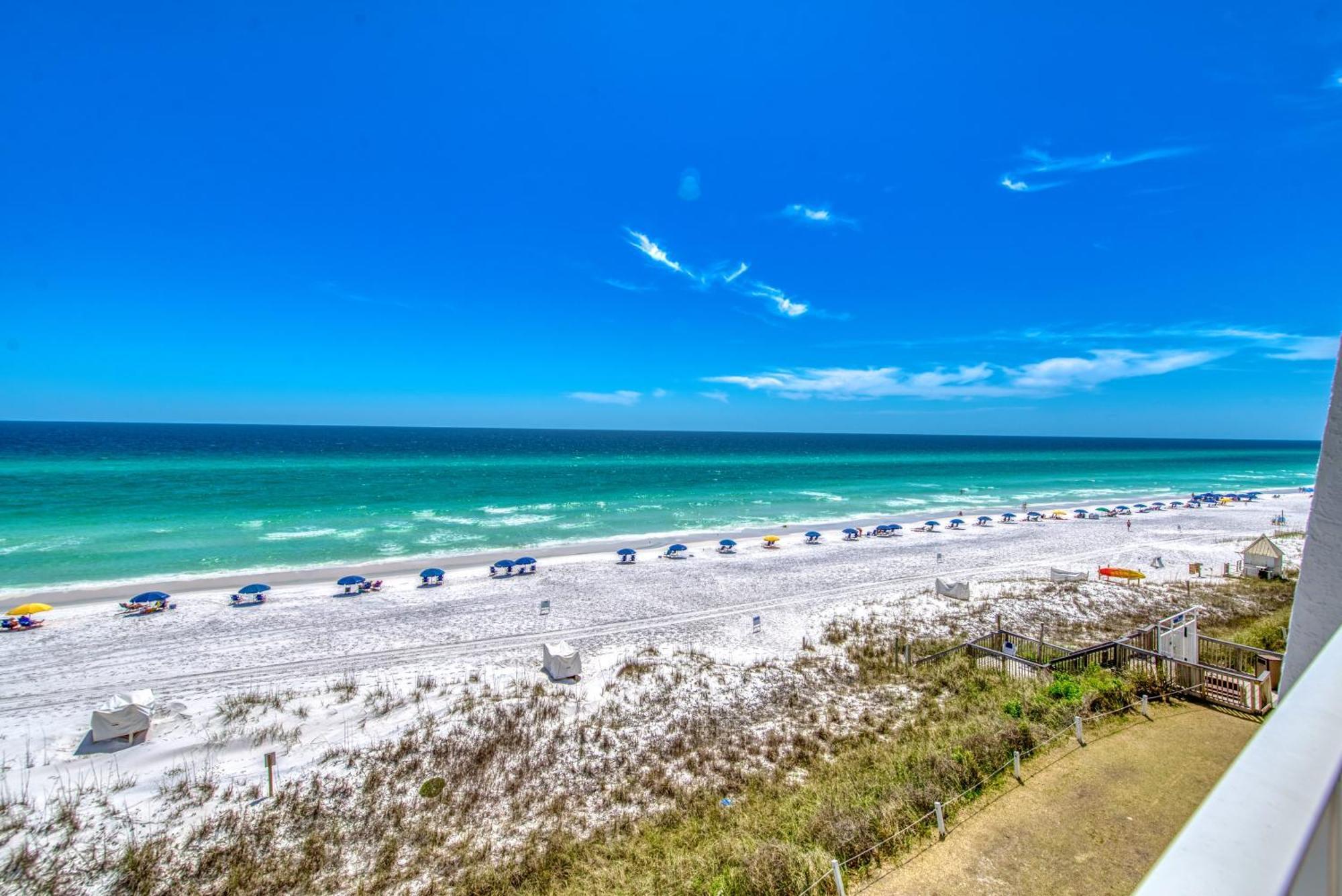 House A403 - Beachfront With Pool, Wifi, & Service