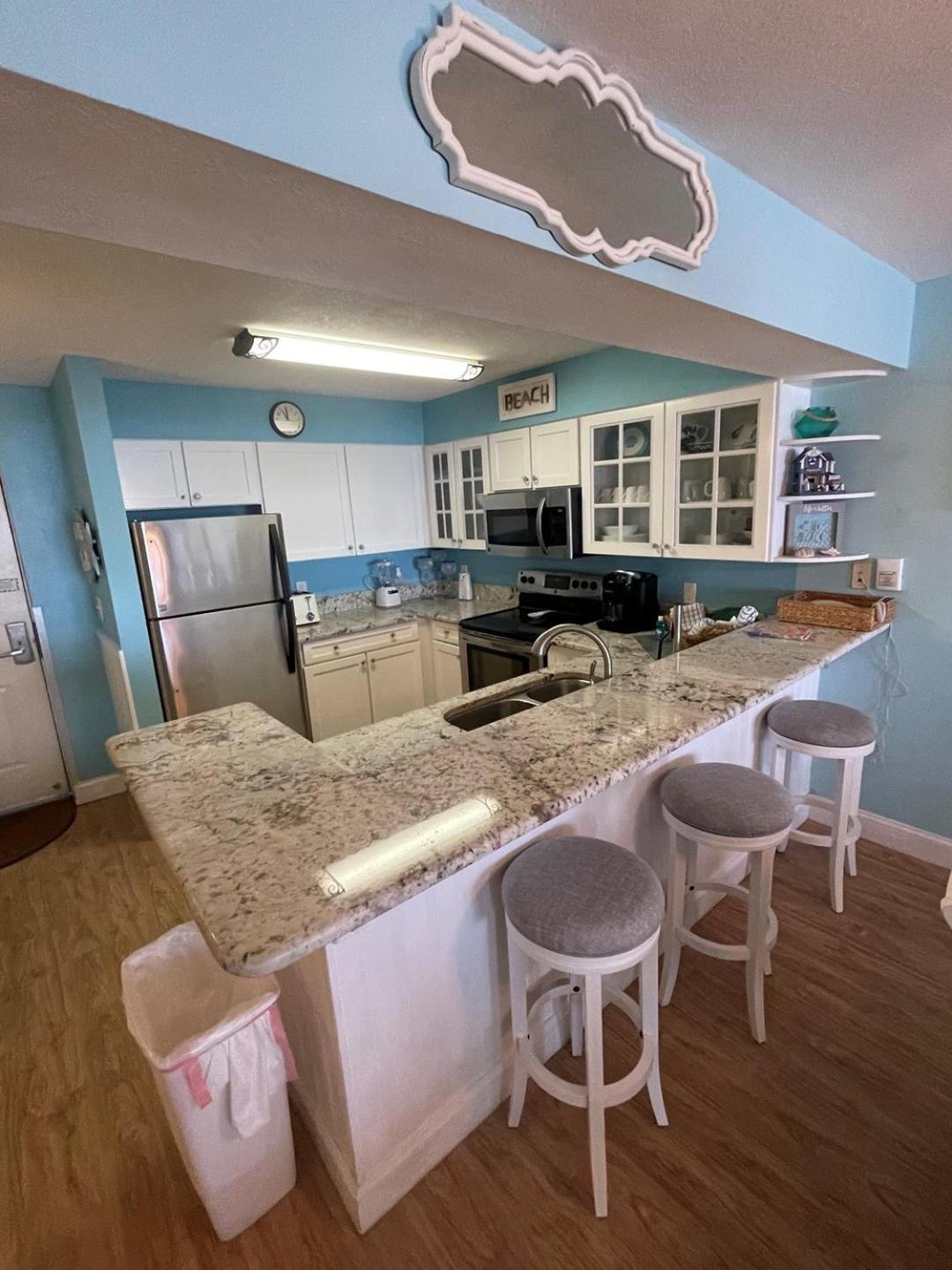 Apartment Pelican 0615 By Pelican Management *