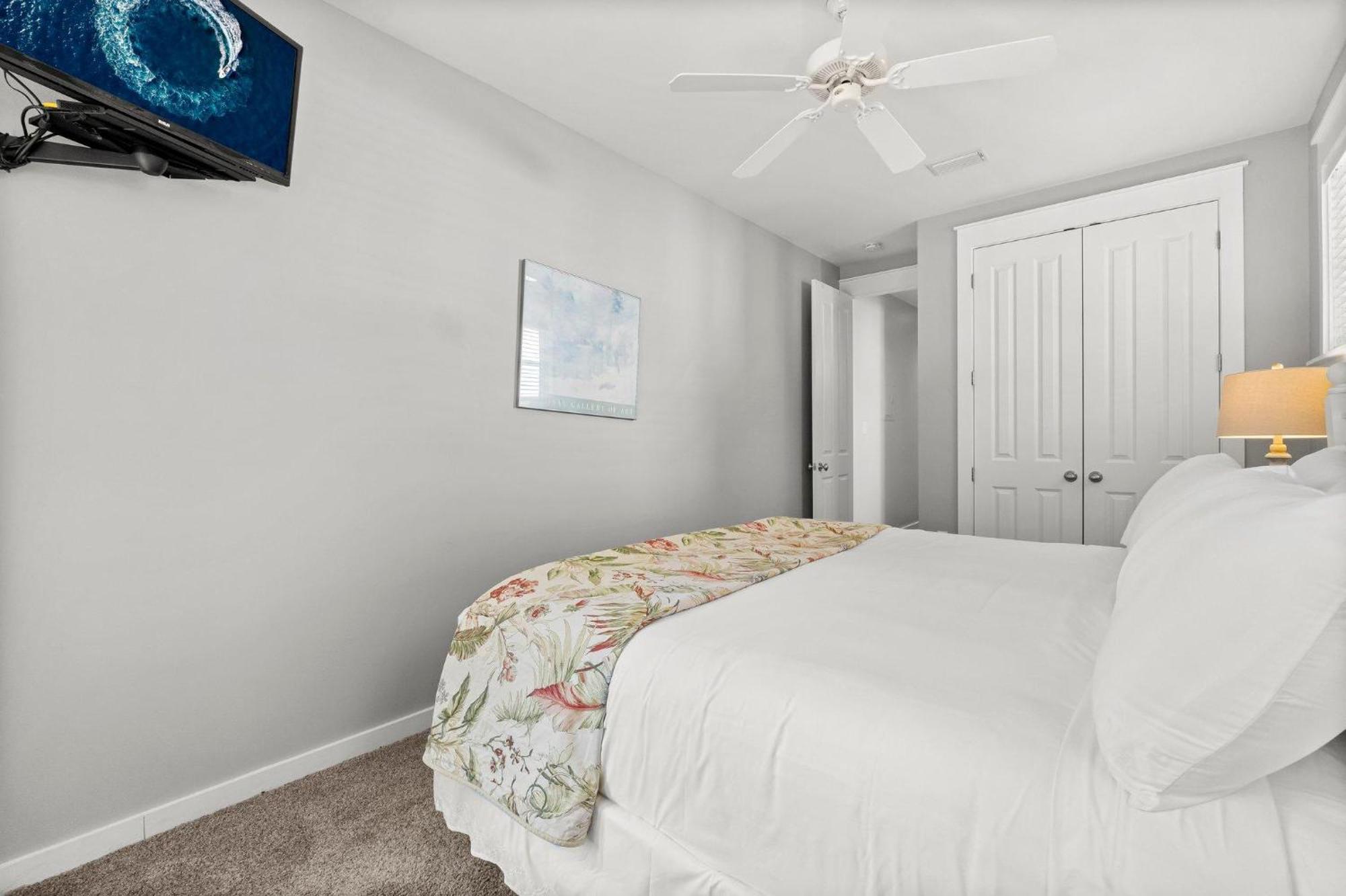 1301 Laurel Grove 