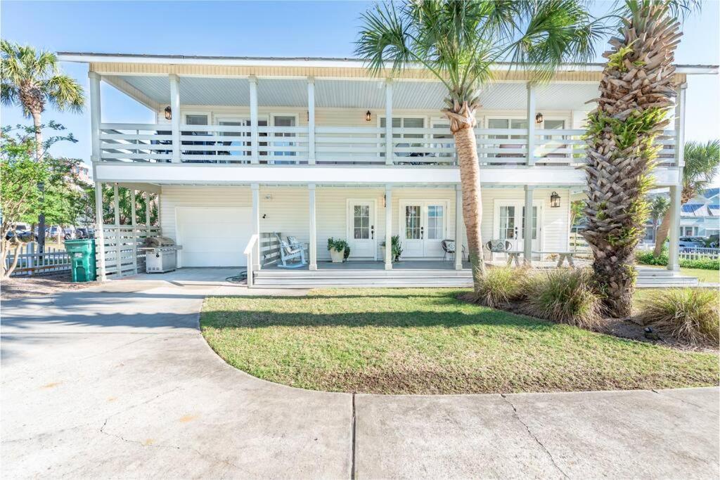 Gulf Views, Steps To Beach, Pool, Walk To Dining *