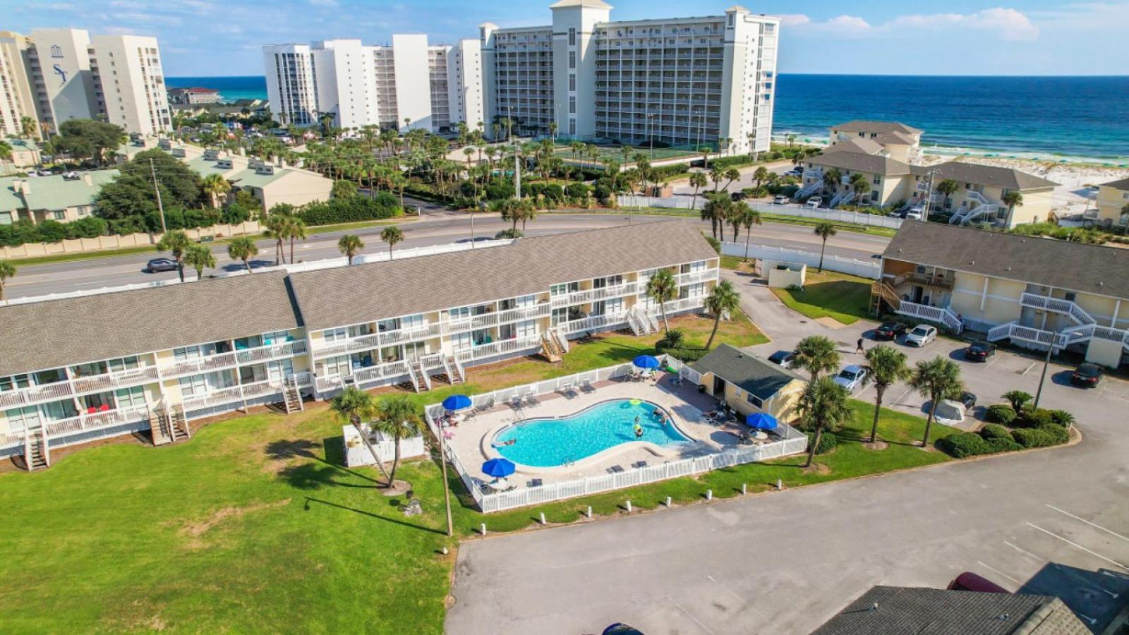 Sandpiper Cove Unit 8220 Updated In Destin, Fl