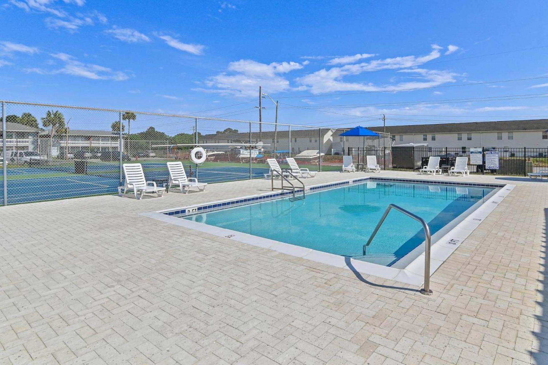 Gulf Terrace 244 - Cast Away Holiday home Destin