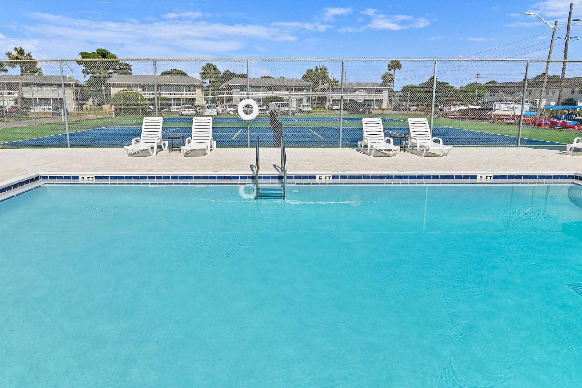 Holiday home Gulf Terrace 244 - Cast Away *
