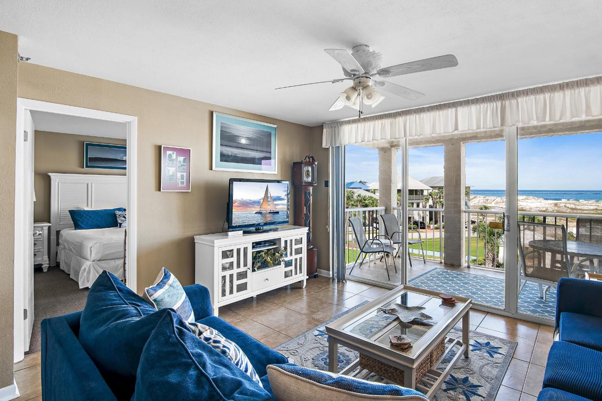 Magnolia House 304 At Pointe Apartment