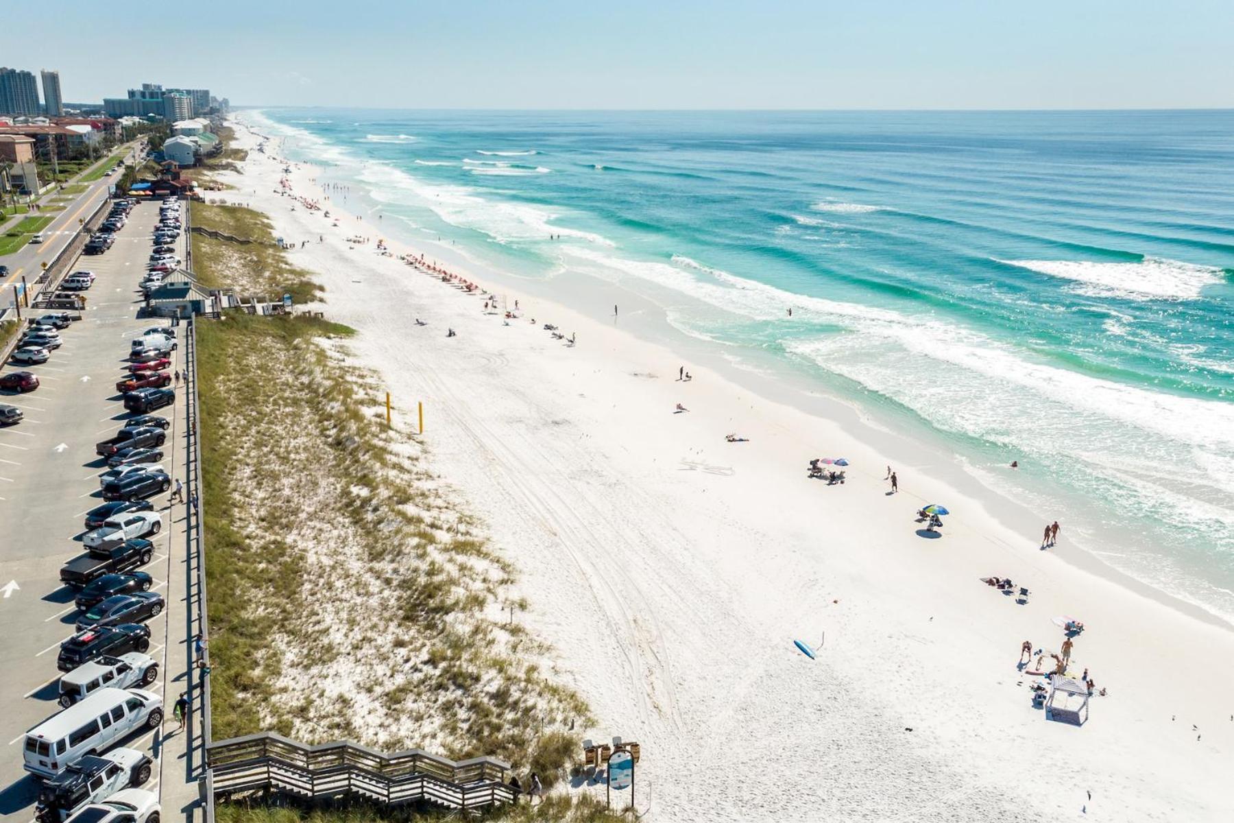 Sandprints A8- By Isle Apartment Destin