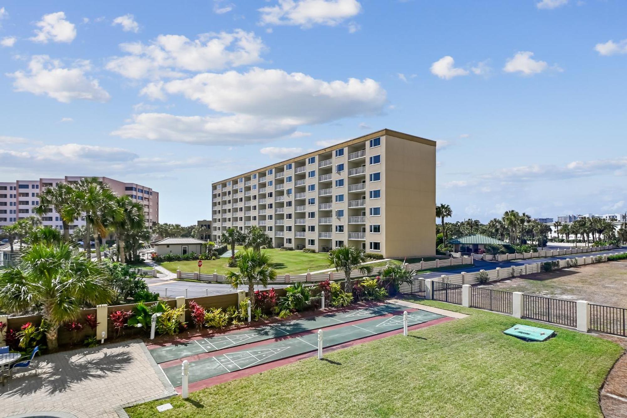 Apartment Inlet Reef 109- By Isle *