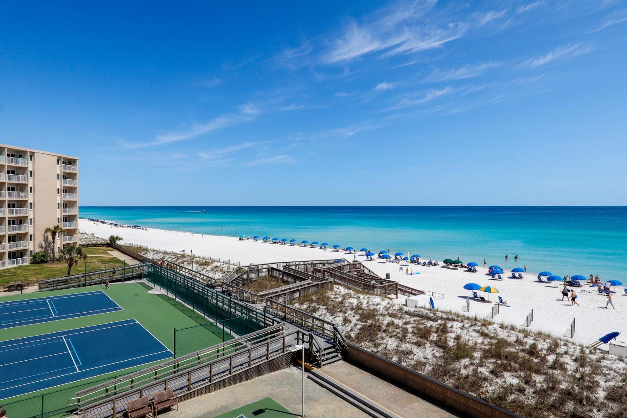 Surf & Racquet 402- By Isle