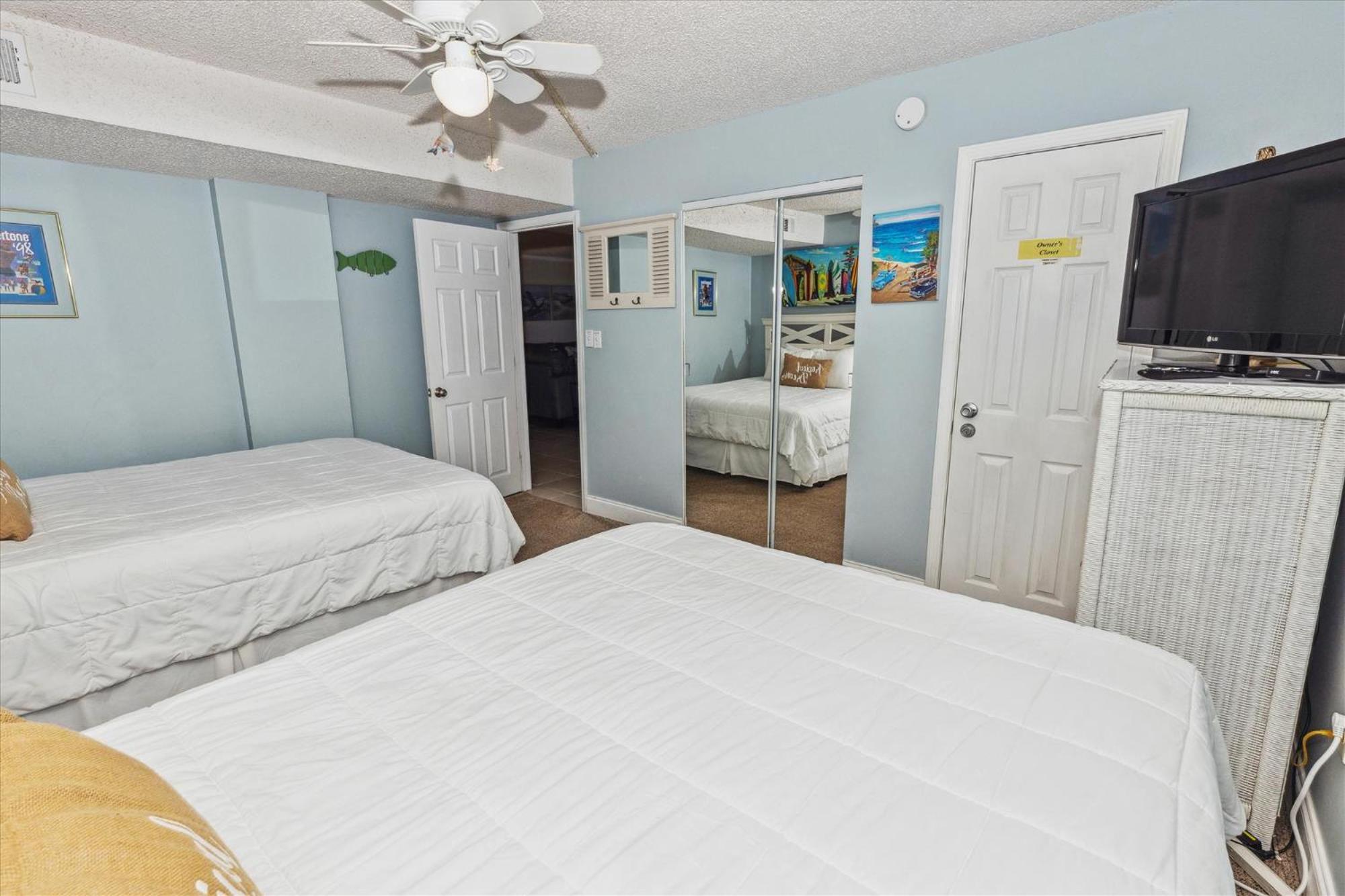 Dolphin Point 303a- By Isle Apartment