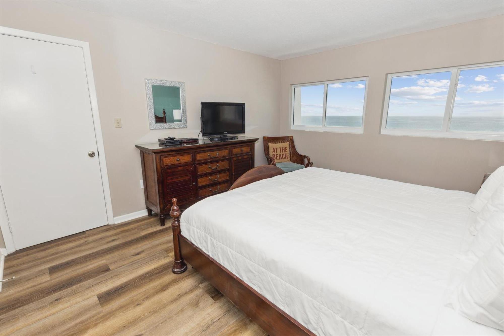 Apartment House 505b