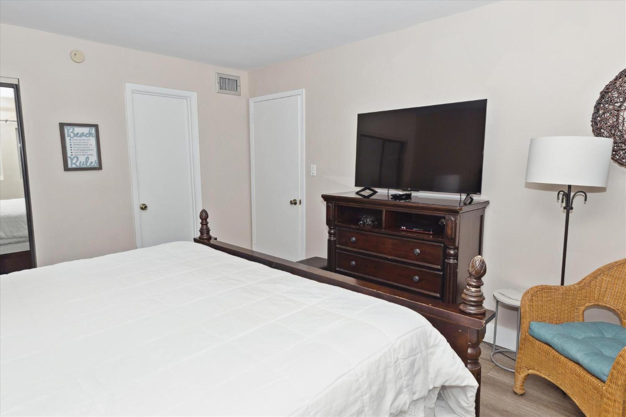House 305b-by Isle Apartment Destin
