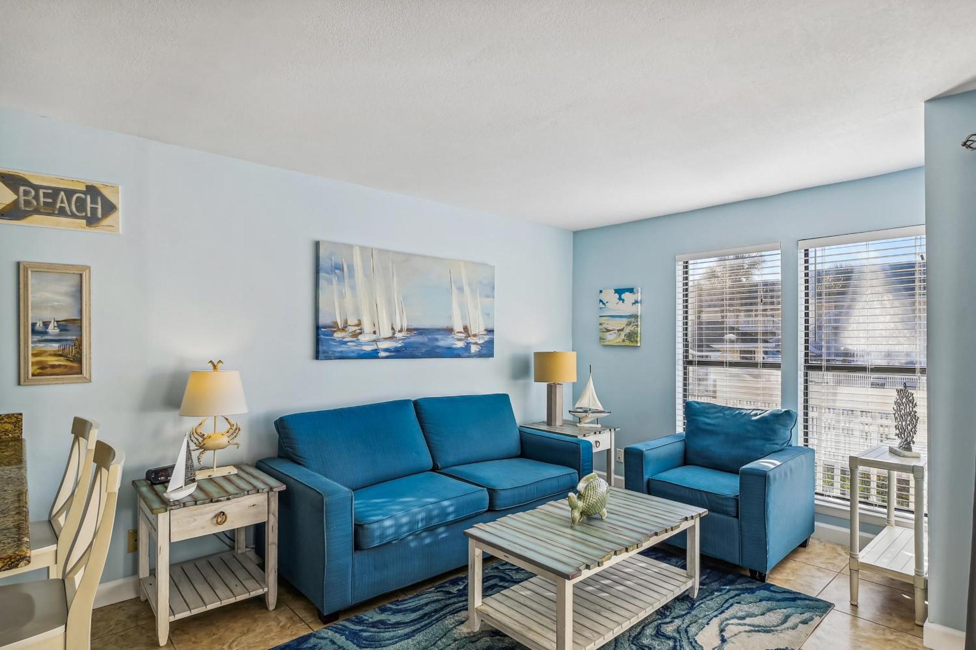 Sandpiper Cove 8112- By Isle Apartment