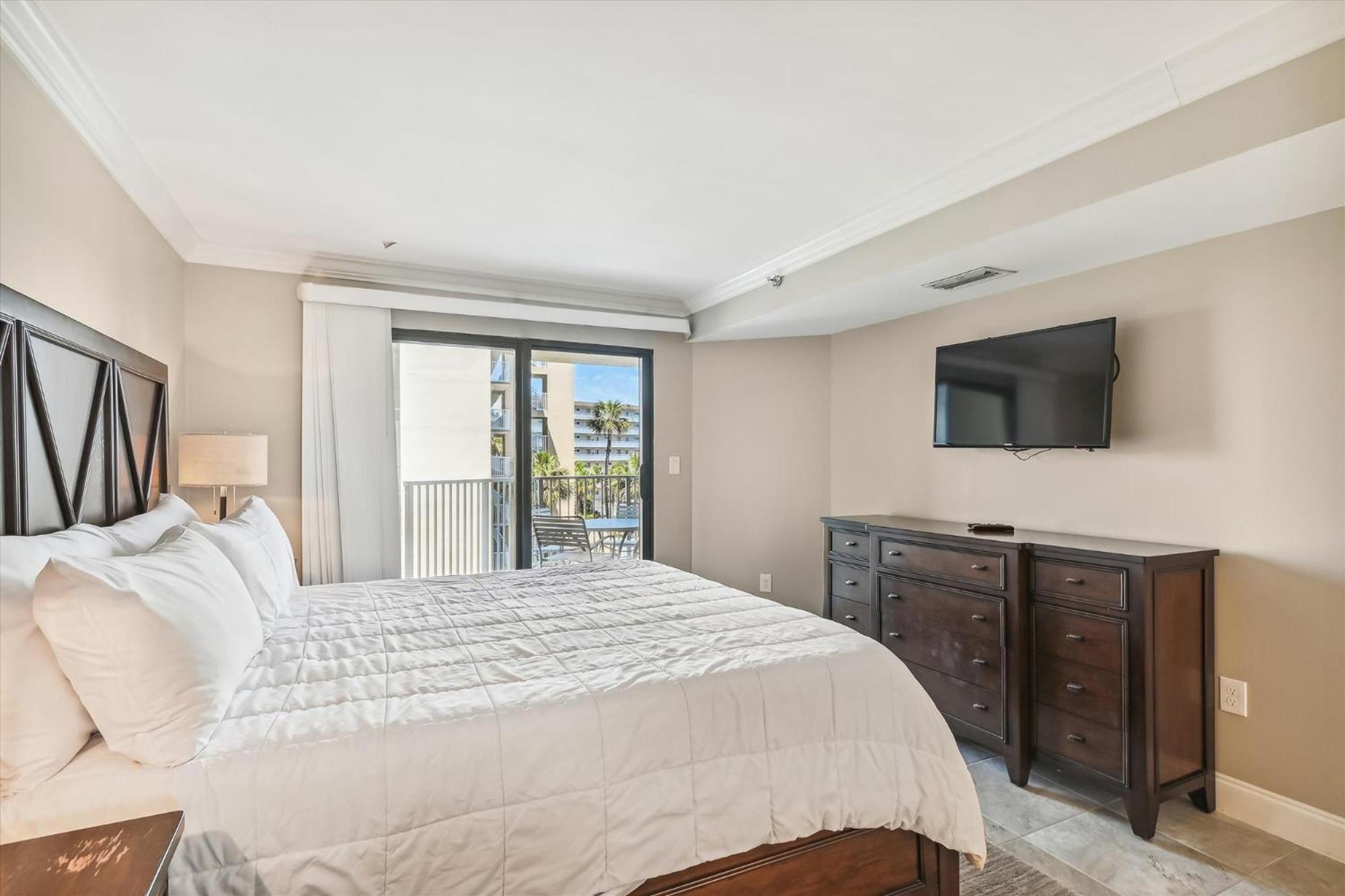 Inlet Reef 315- By Isle Apartment Destin