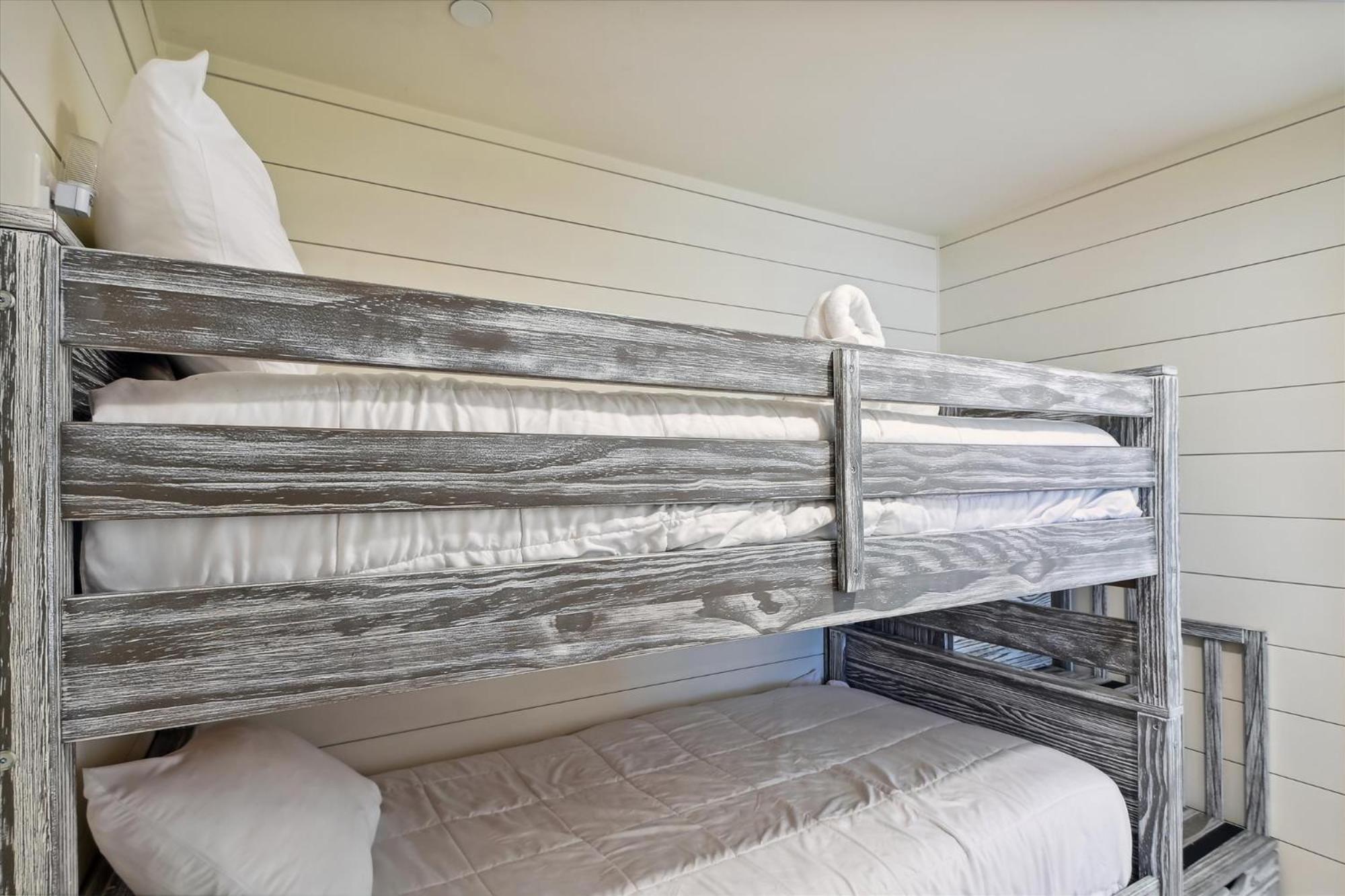 Apartment Oceania 307- By Isle Destin