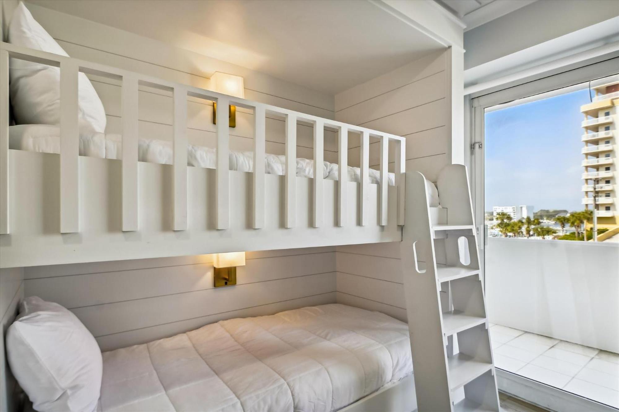 Oceania 201- By Isle Apartment *