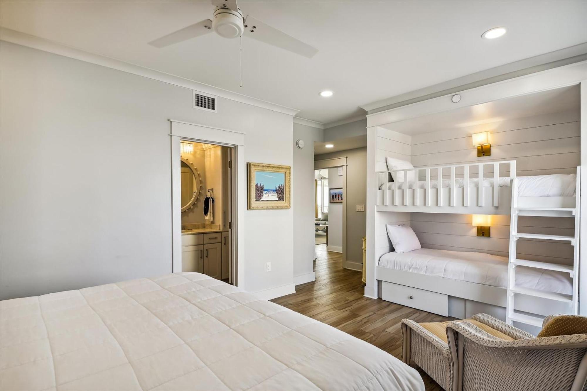 Apartment Oceania 201- By Isle Destin