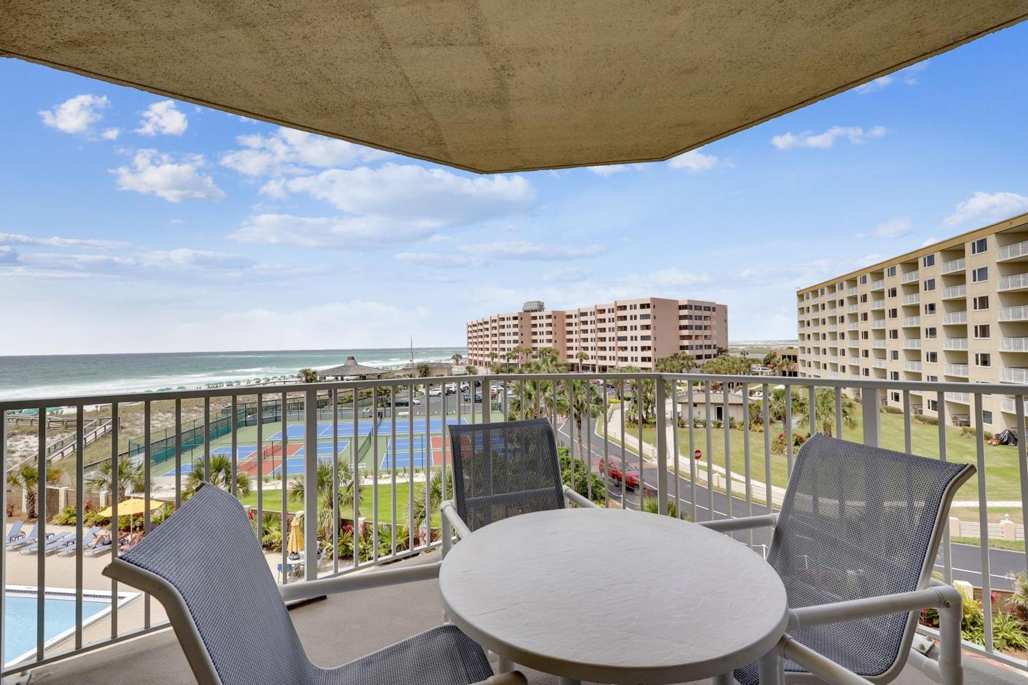 Inlet Reef 310- By Isle Apartment