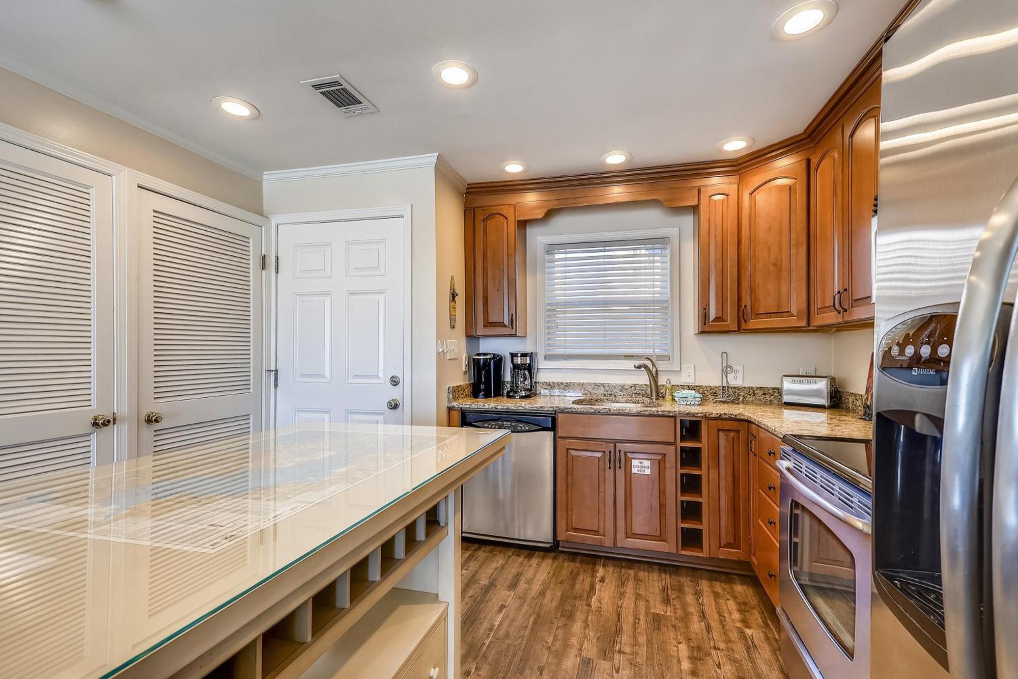 Sandpiper Cove 1119- By Isle