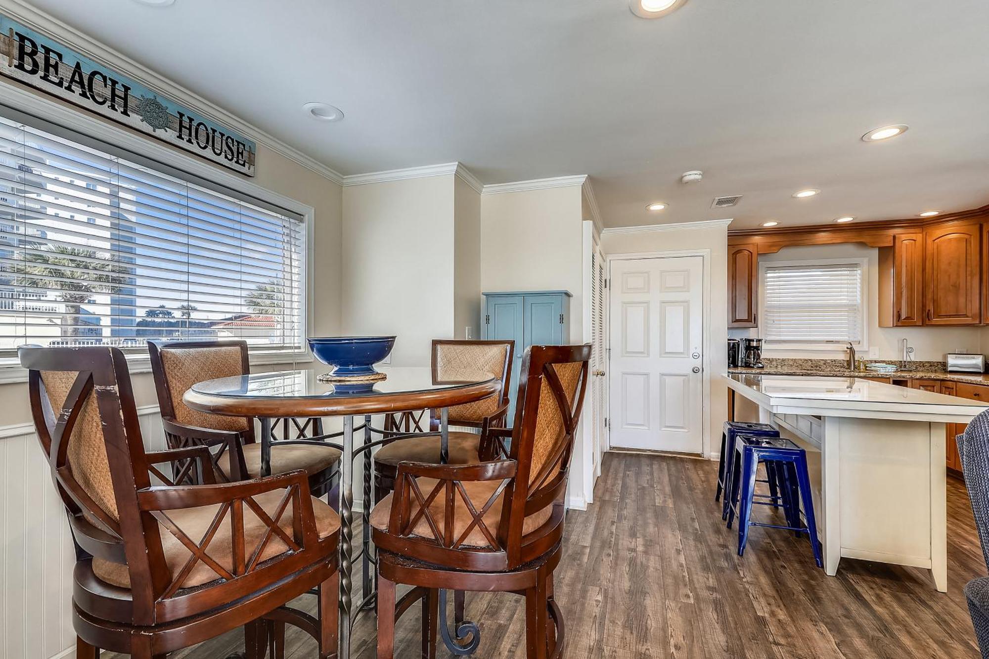 Sandpiper Cove 1119- By Isle Apartment Destin