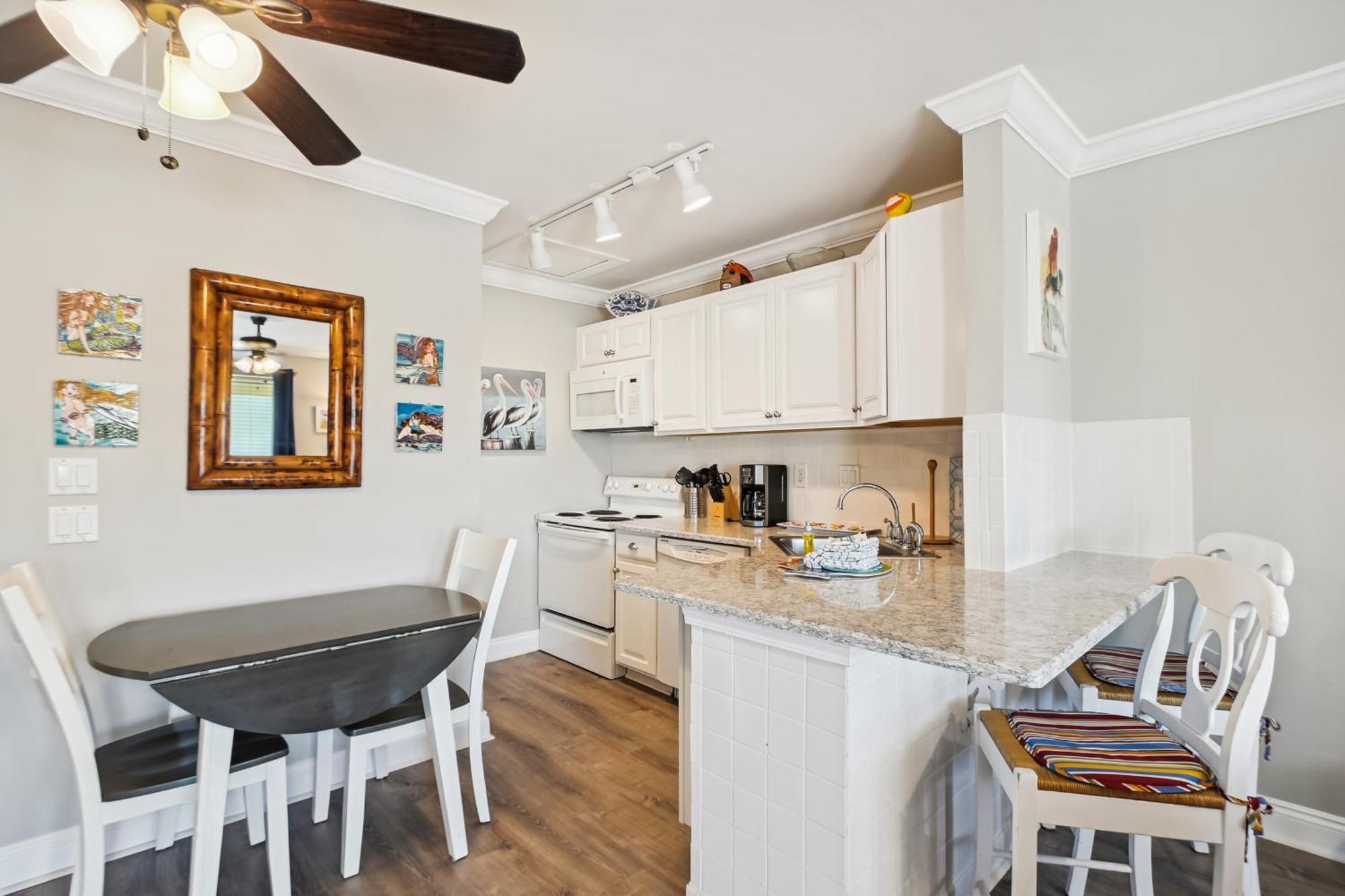 Sandpiper Cove 8245- By Isle Apartment
