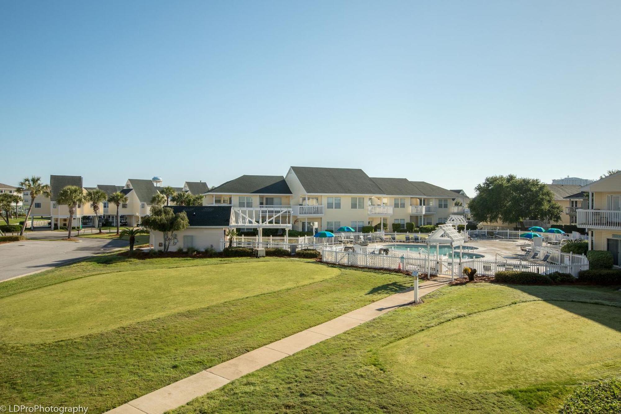 Sandpiper Cove 9230- By Isle Apartment