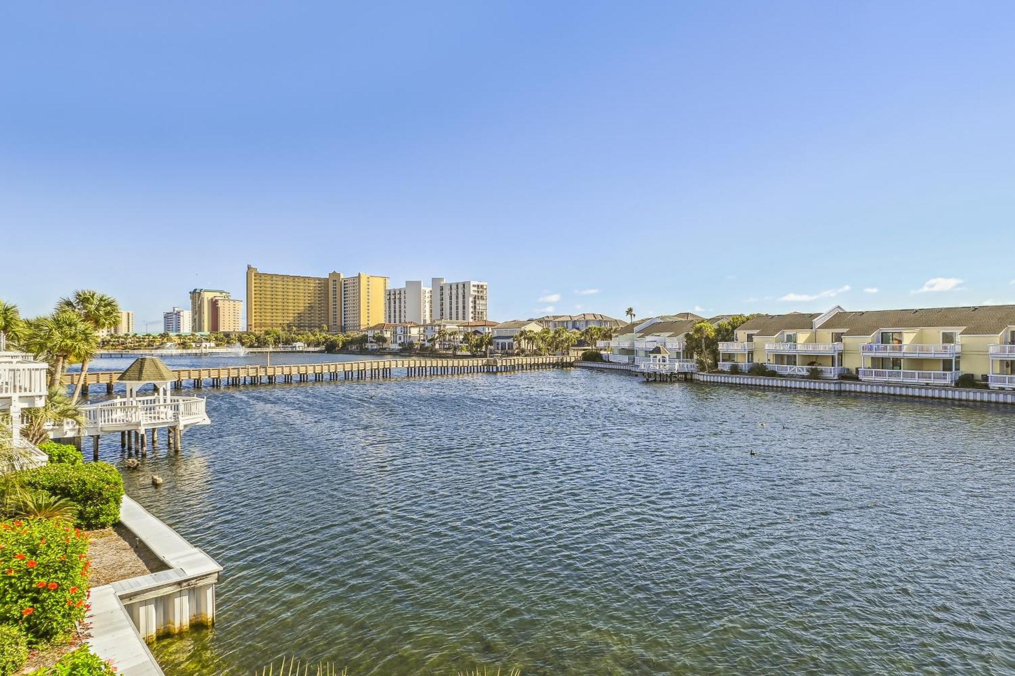 South Bay By The Gulf 043- By Isle *
