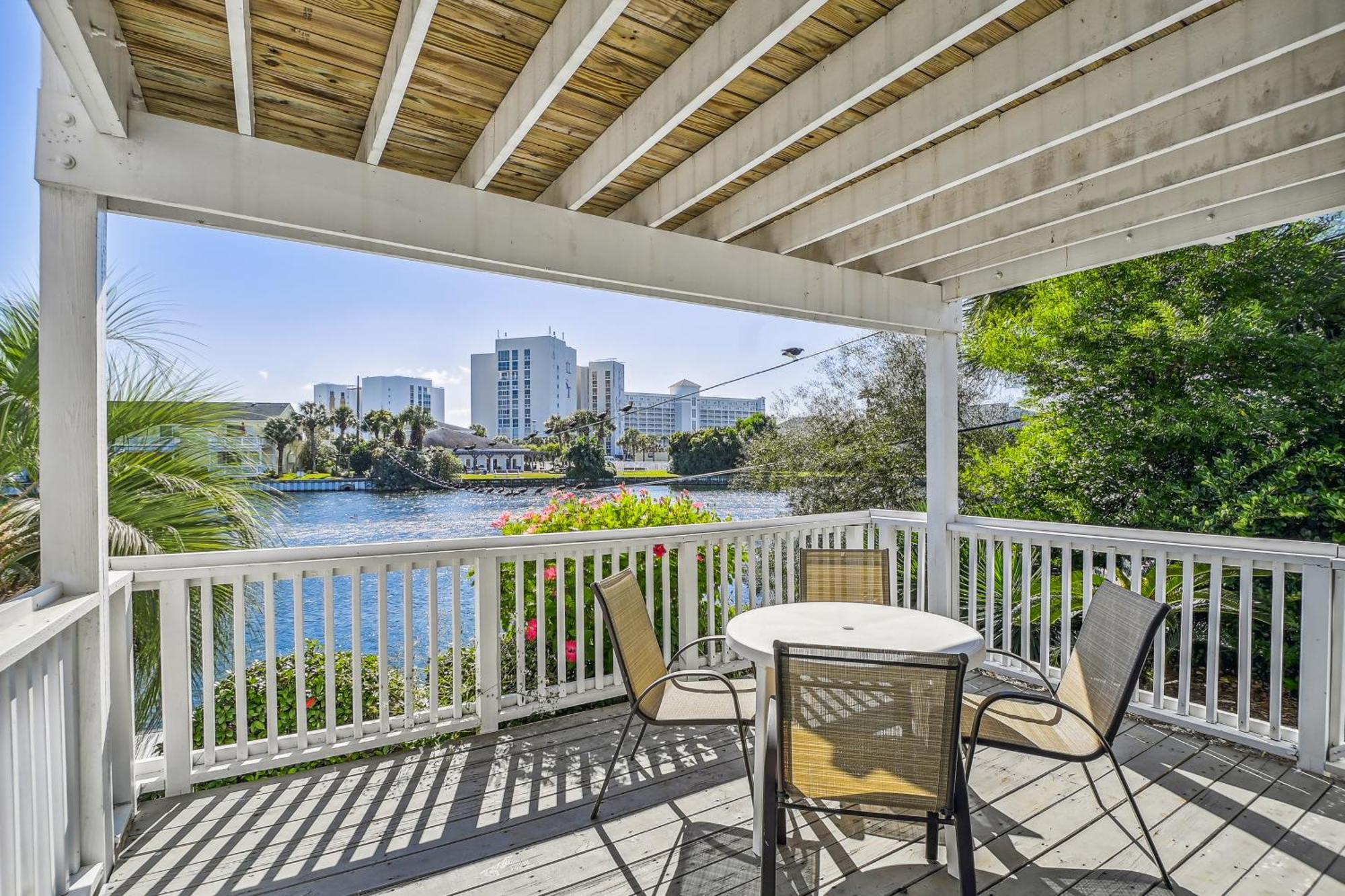 South Bay By The Gulf 043- By Isle Apartment *