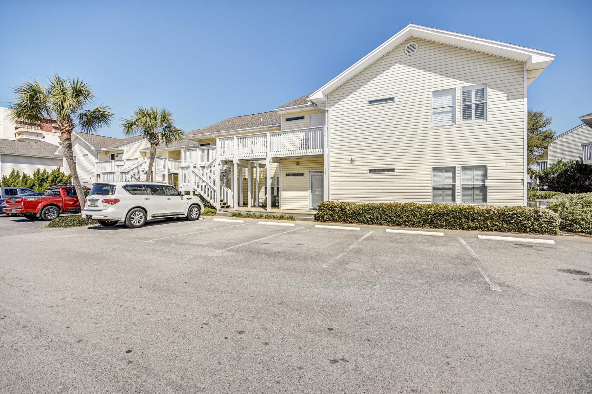Apartment Sandpiper Cove 9133- By Isle *