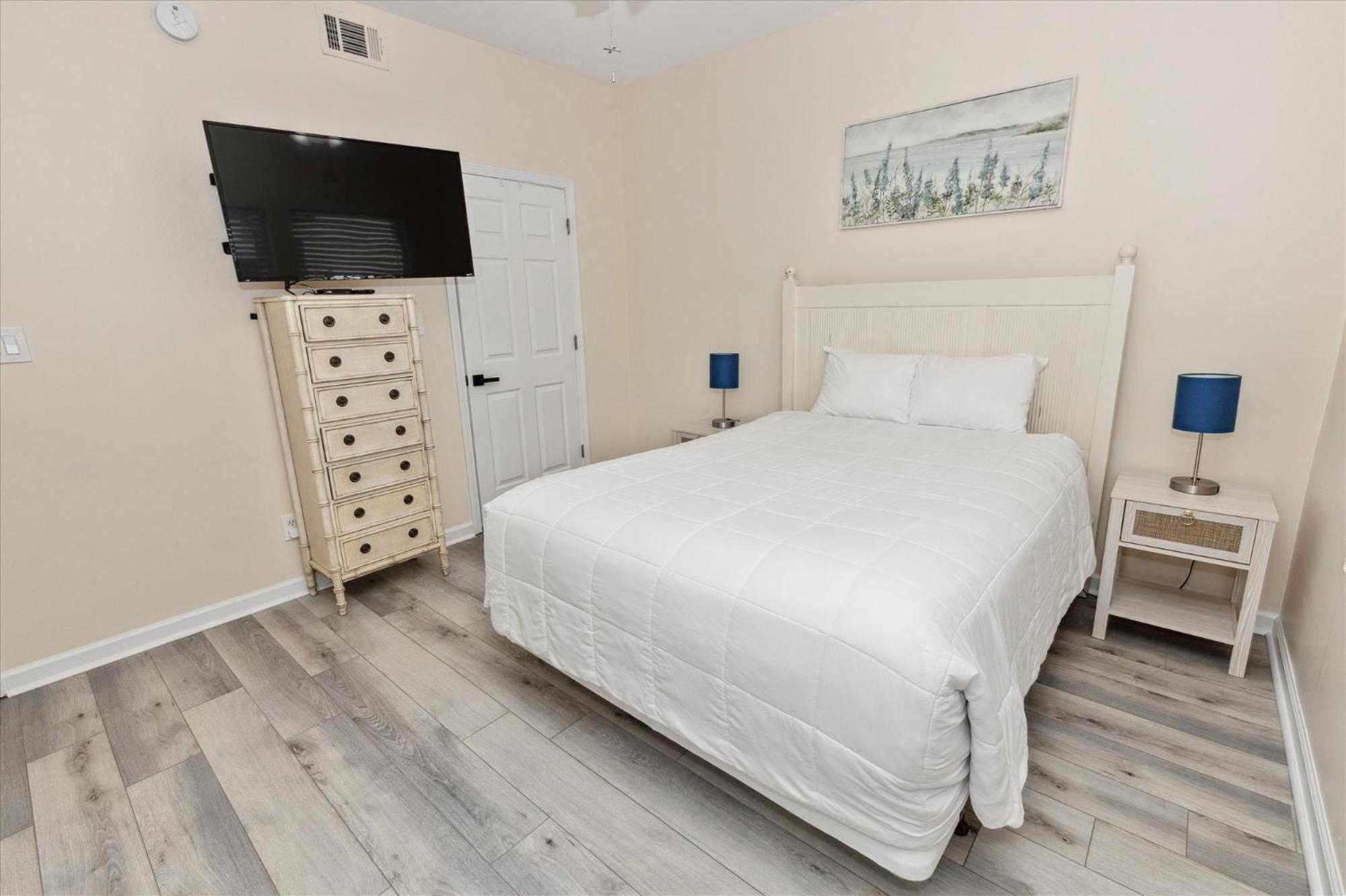 Sandpiper Cove 9107- By Isle Apartment *