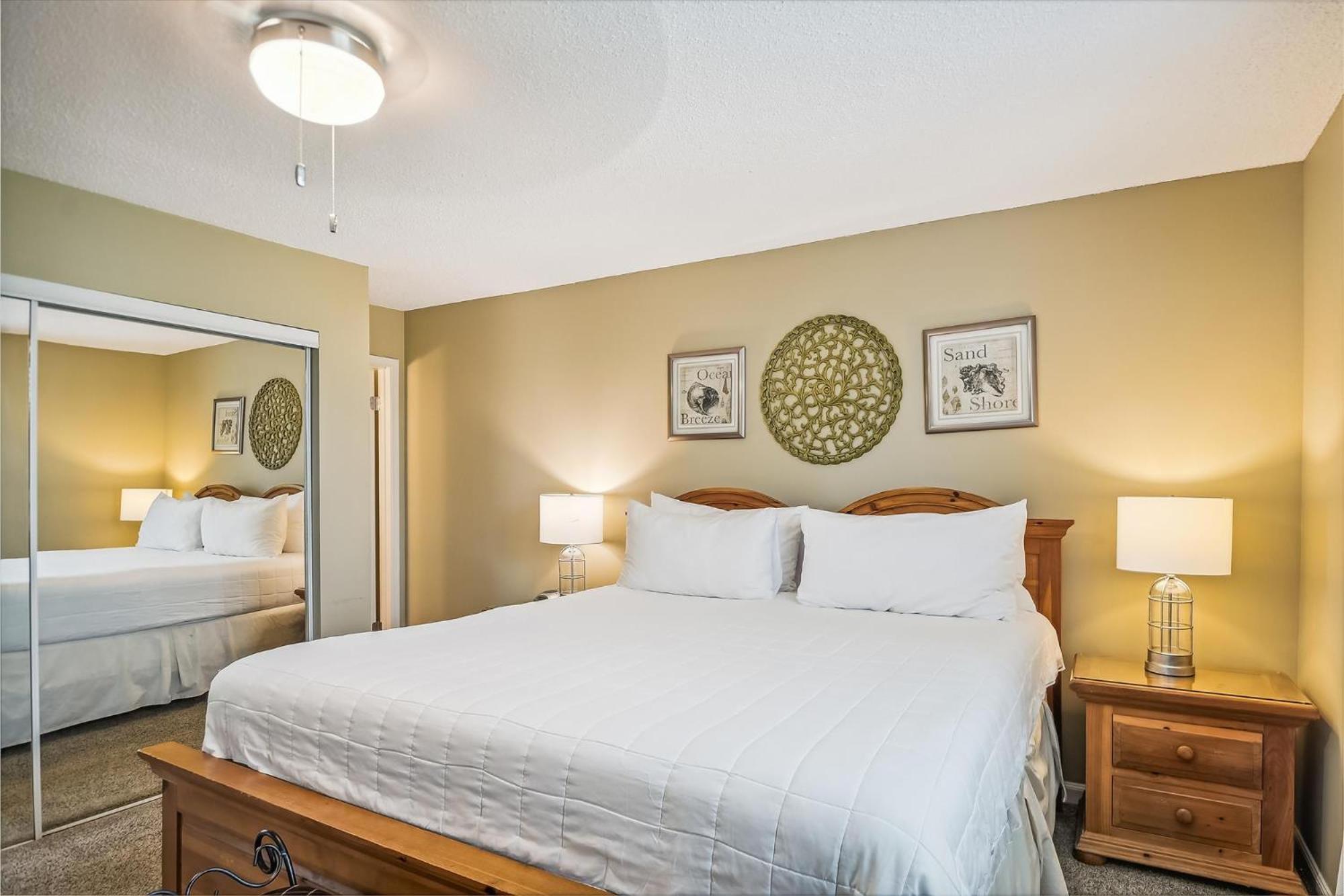 Apartment Dolphin Point 306c- By Isle Destin