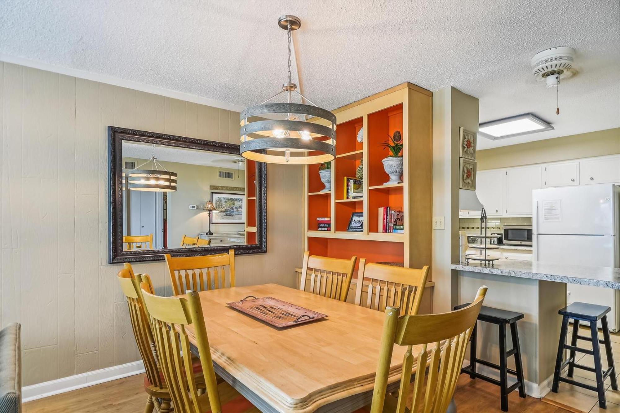 Dolphin Point 306c- By Isle *