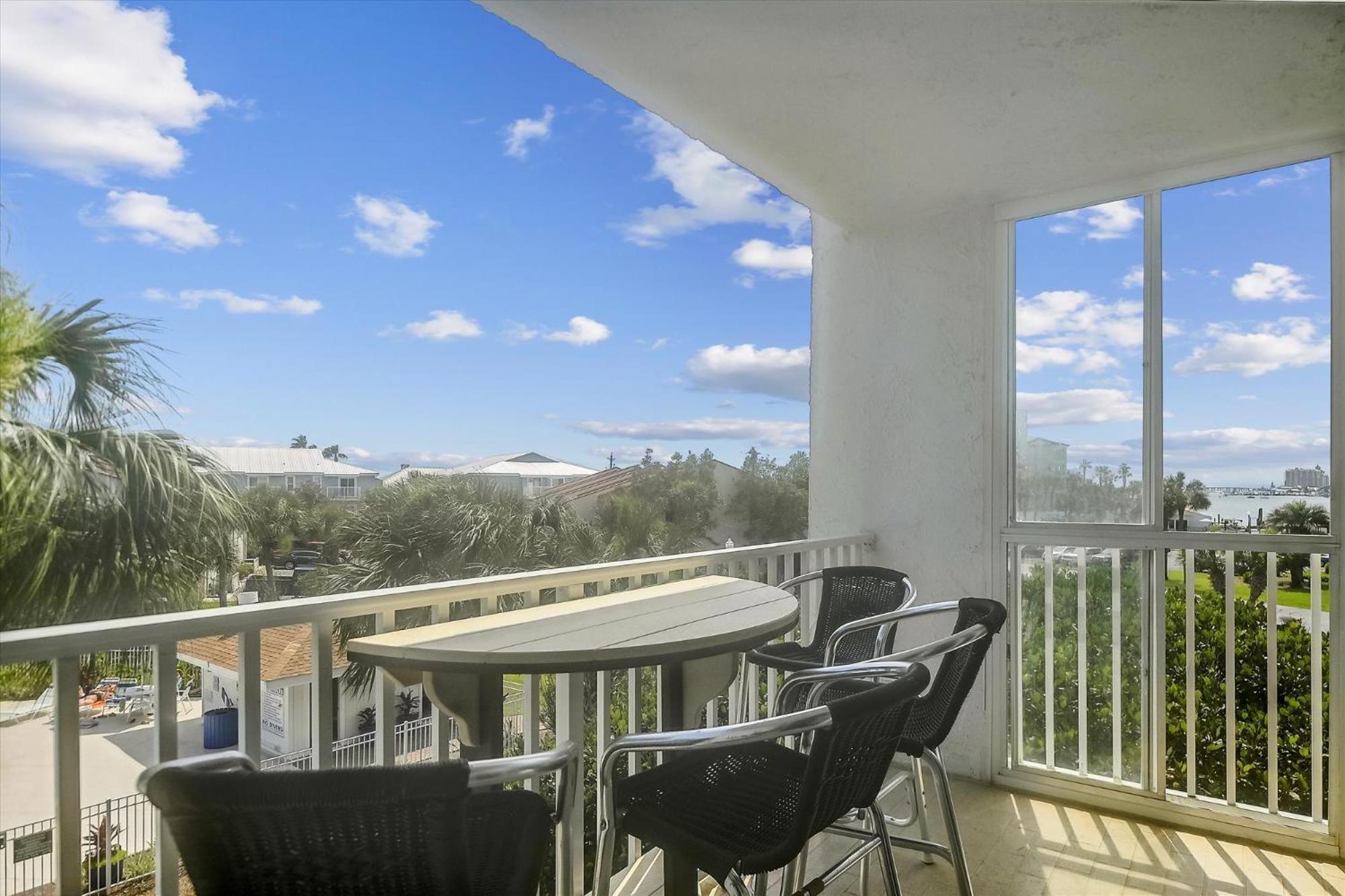 Dolphin Point 306c- By Isle * Destin