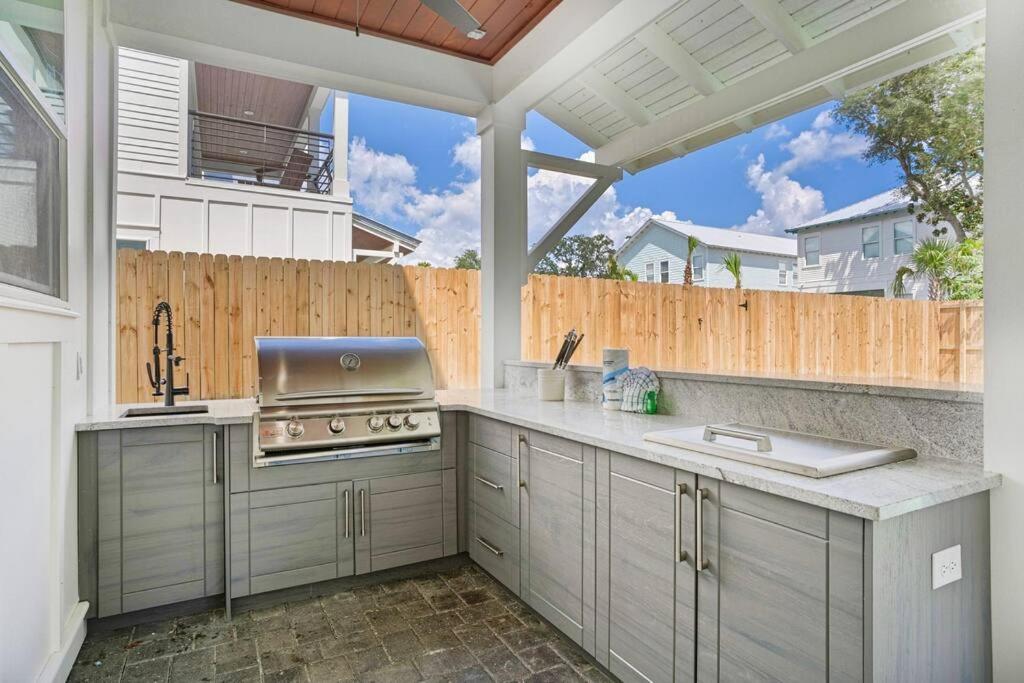 Gun Pet Friendly Golf Cart Included * Destin