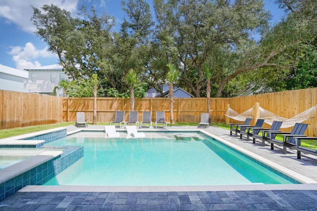 Gun Pet Friendly Golf Cart Included Holiday home Destin