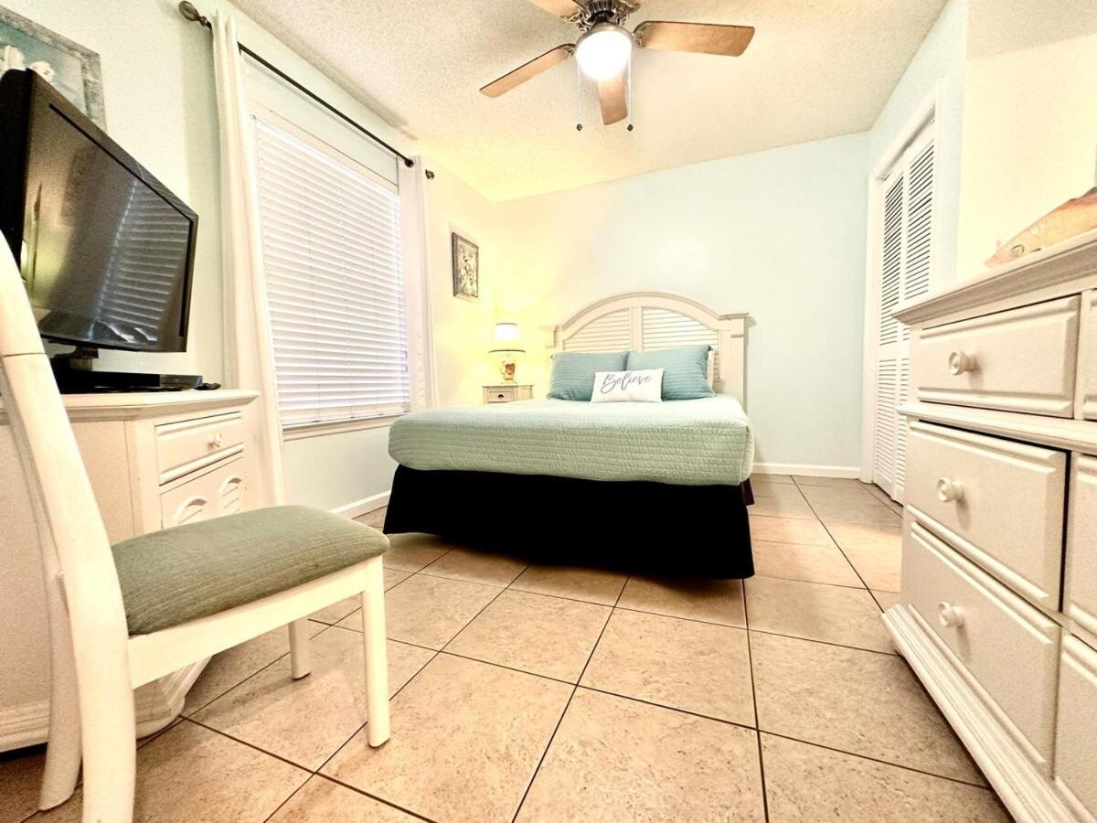 Peaceful Paradise Steps To Pool & Hot Tub * Destin