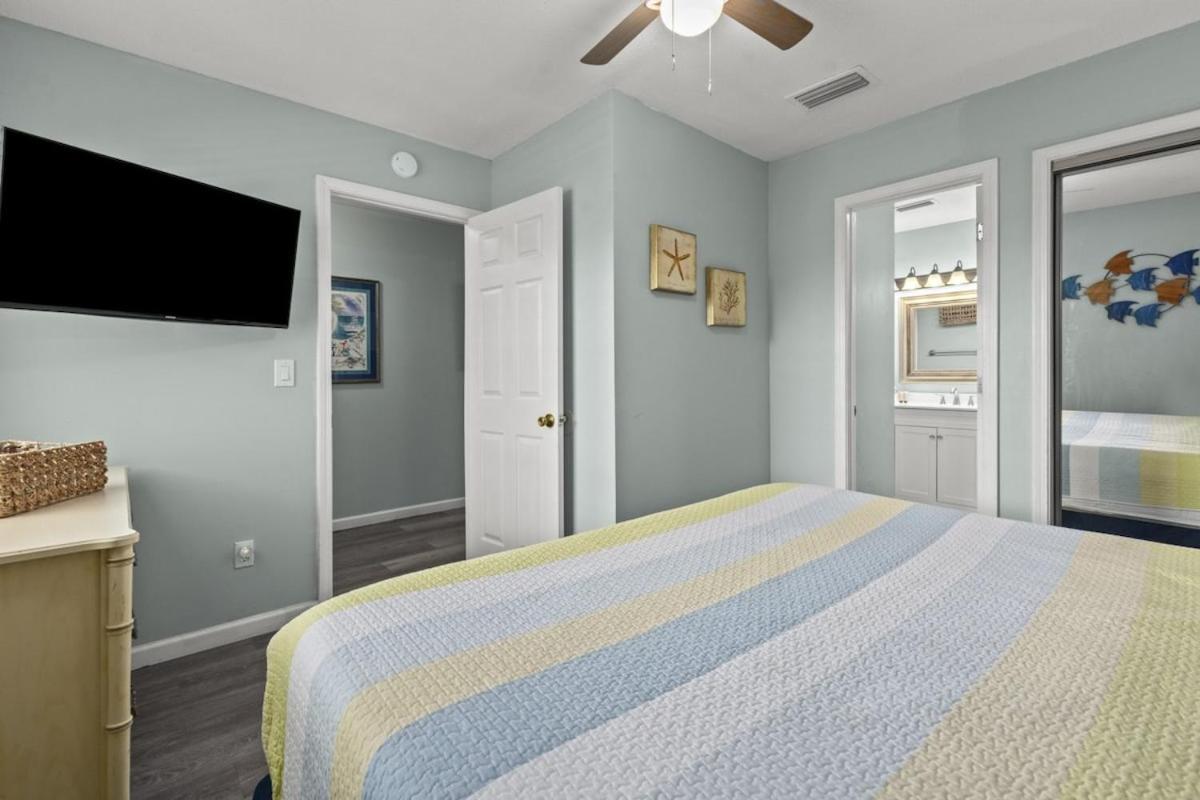 Holiday home Seacove Steps 2 Priv Backyard Comm Pool Destin