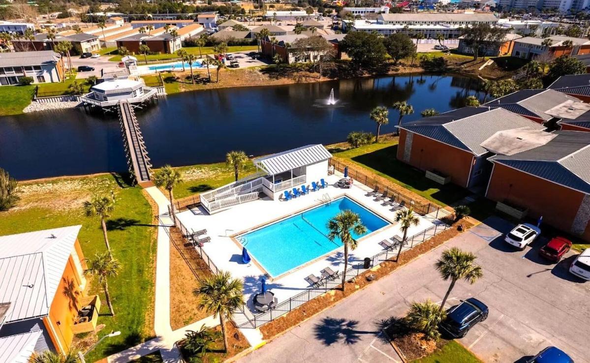 Holiday home Vacation Destination 3 Pools