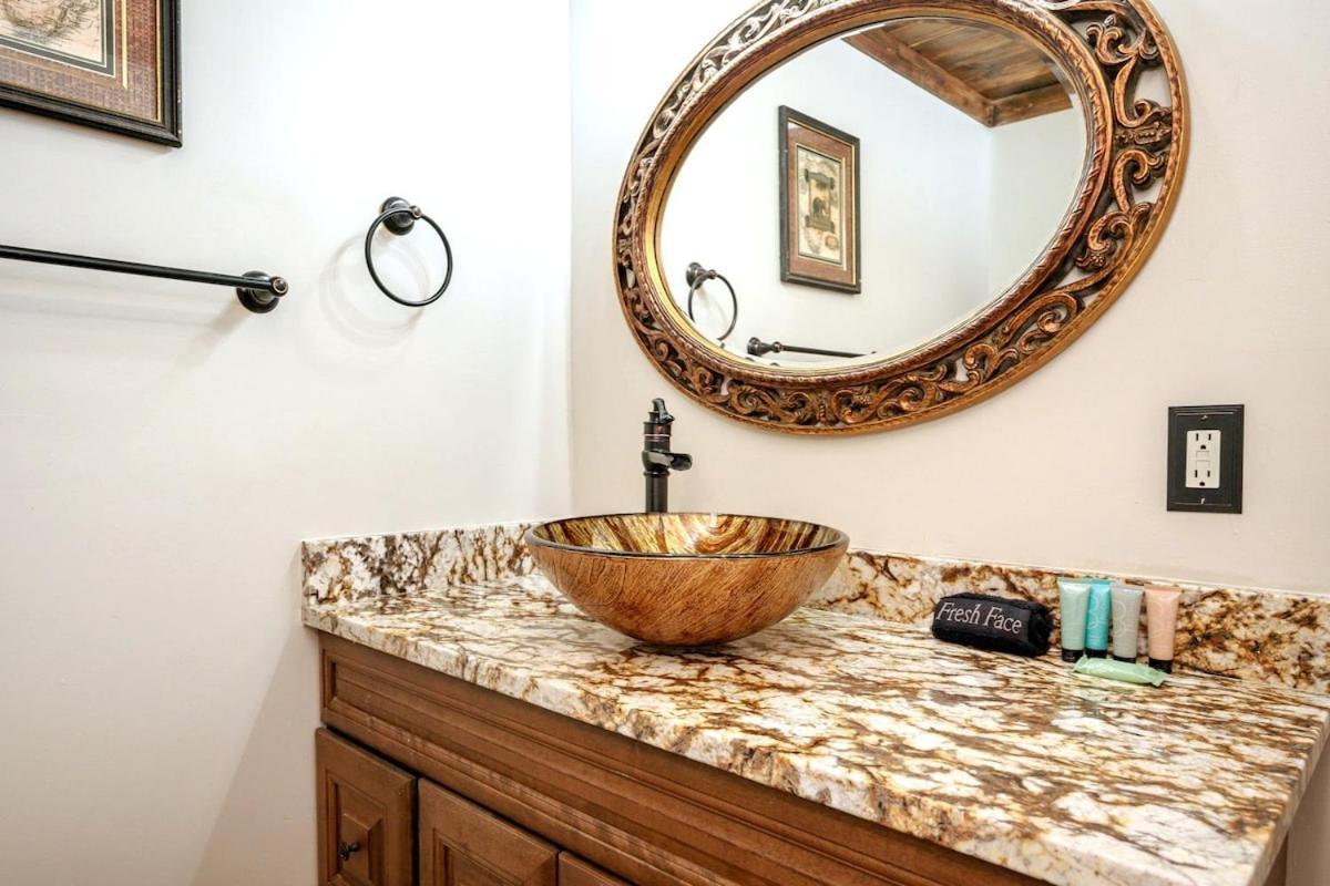 Captains Quarters 3 Comm Pools Pet Friendly Destin