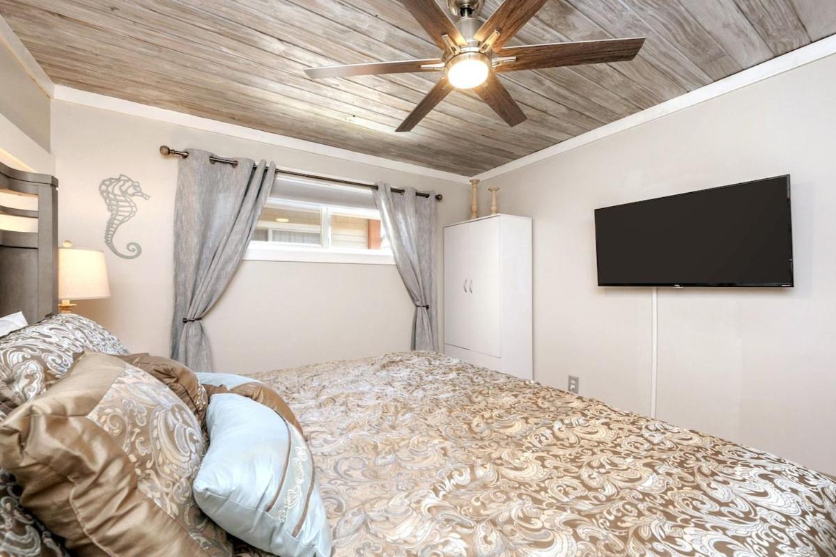 Captains Quarters 3 Comm Pools Pet Friendly Destin