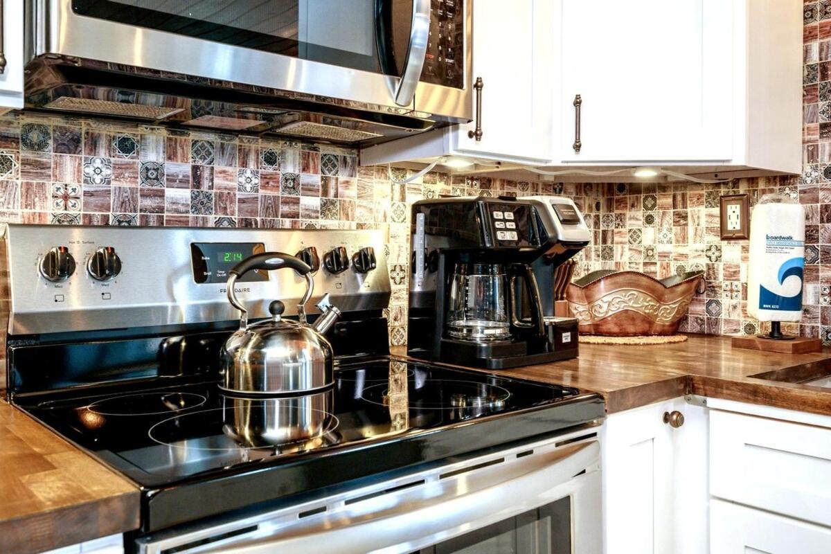 Captains Quarters 3 Comm Pools Pet Friendly Destin